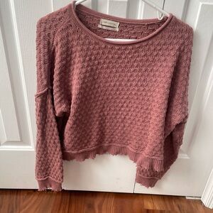 URBAN OUTFITTERS SWEATER